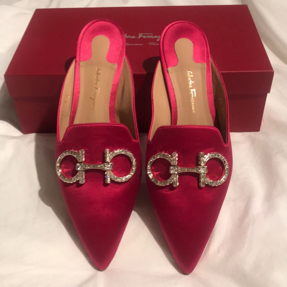 New Salvatore Ferragamo Shoes fit like size 7
